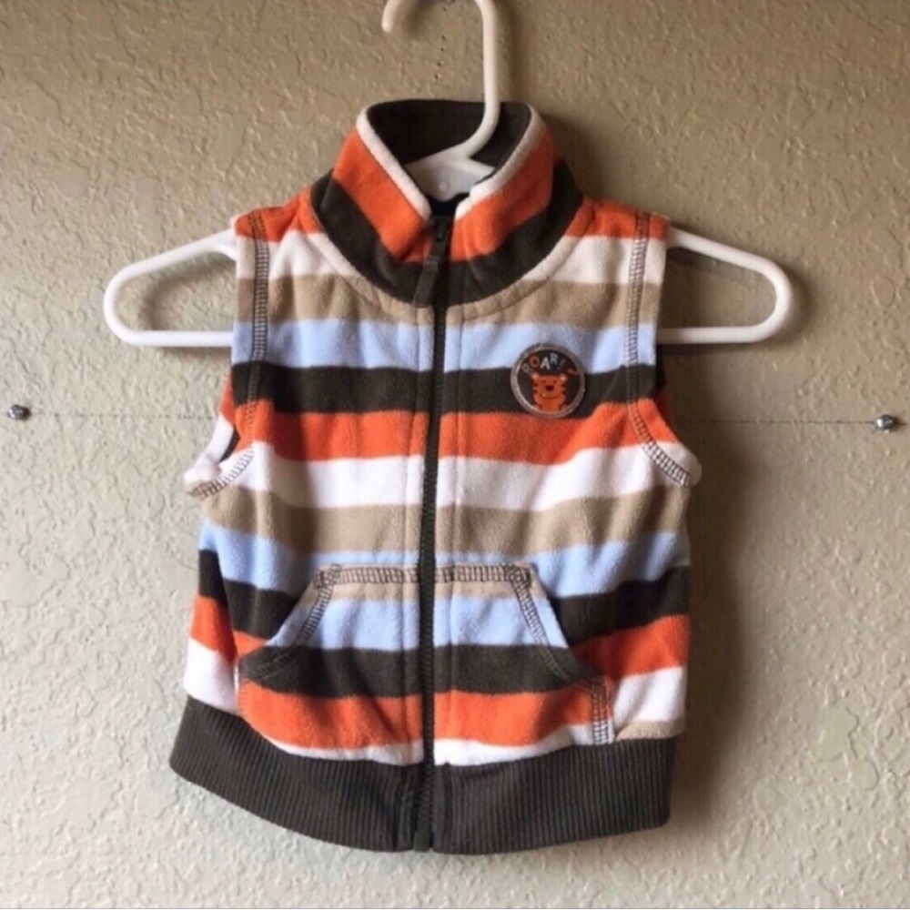5 Piece Baby Boy Clothing Bundle 6-9 M: 2 Onesies,Button Down Shirt,Pants & Vest - Picture 12 of 16